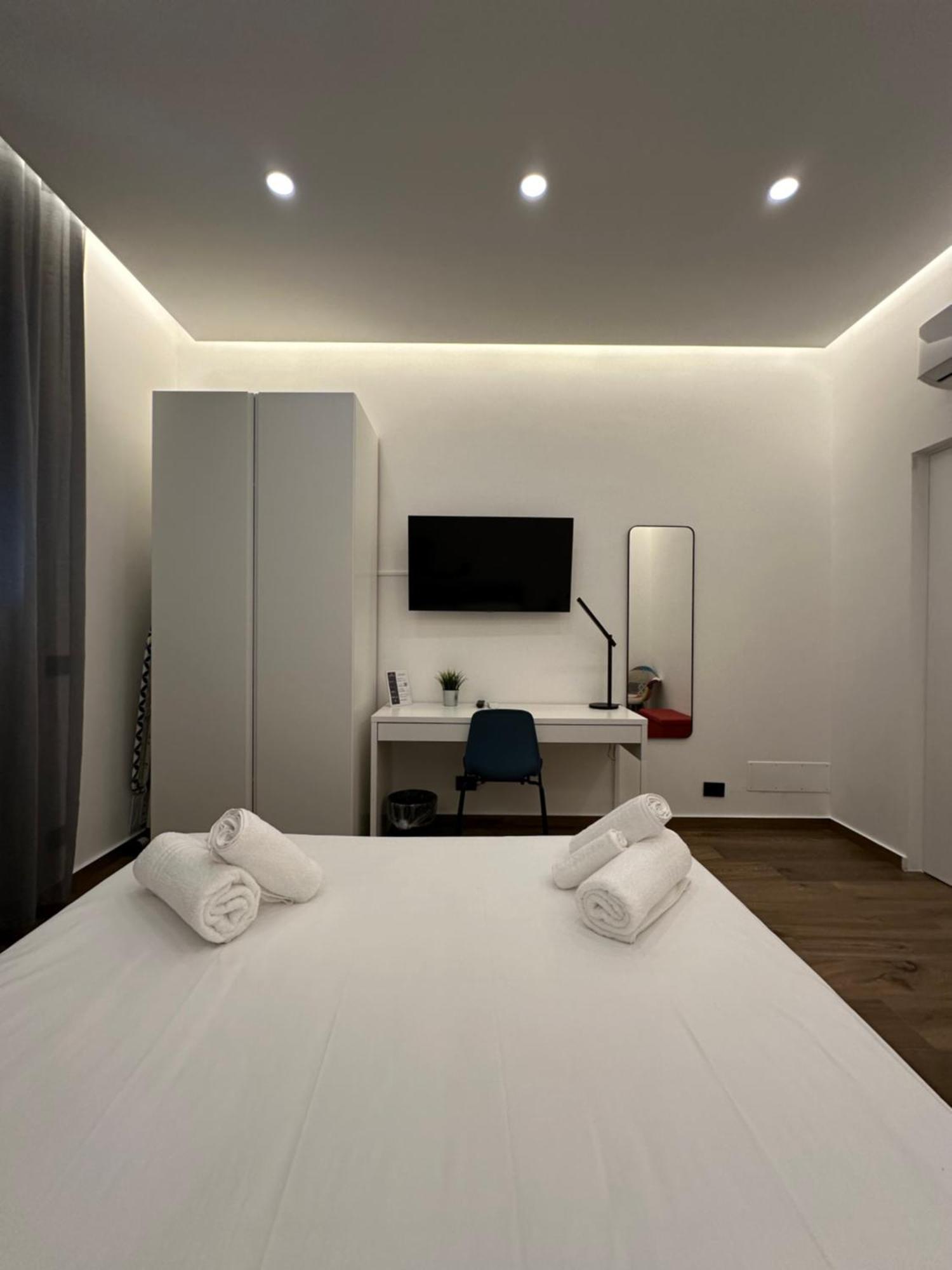Borgiarooms Luxury Apartment Milazzo Exteriör bild