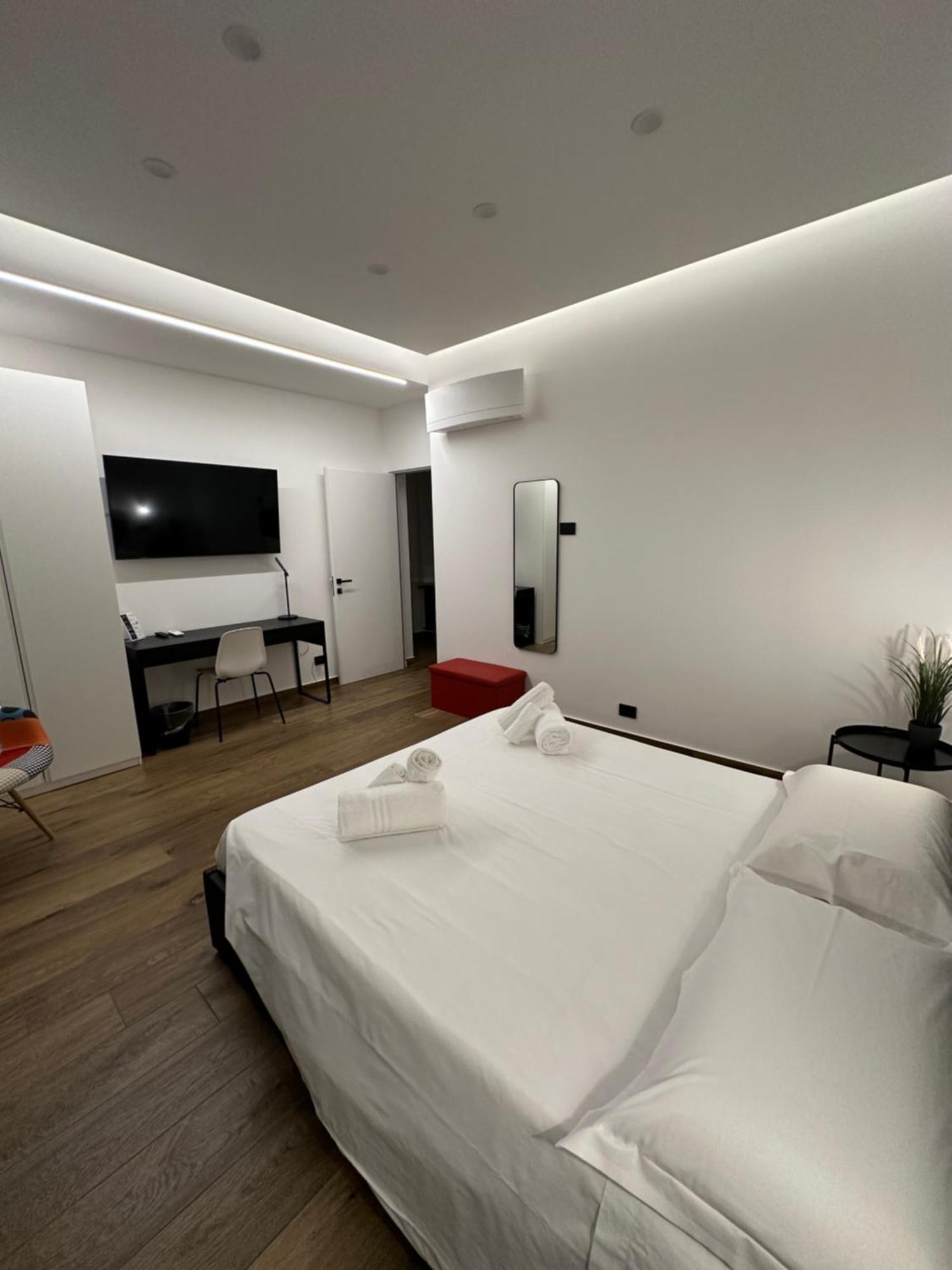 Borgiarooms Luxury Apartment Milazzo Exteriör bild